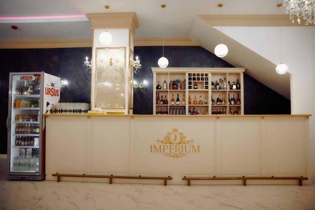 Hotel Imperium Botiz Extérieur photo